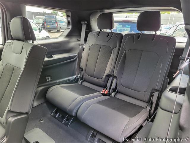 2024 JEEP GRAND CHEROKEE L - Image 11