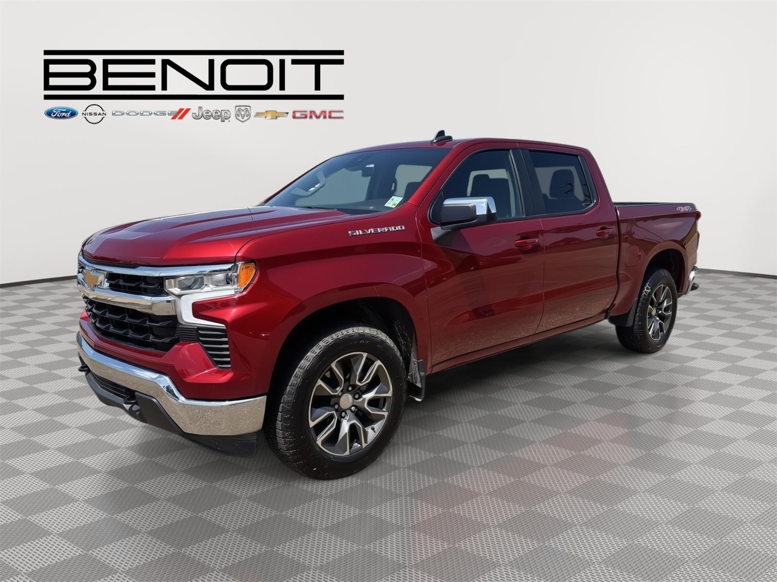 2023 Chevrolet Silverado 1500 LT photo 2