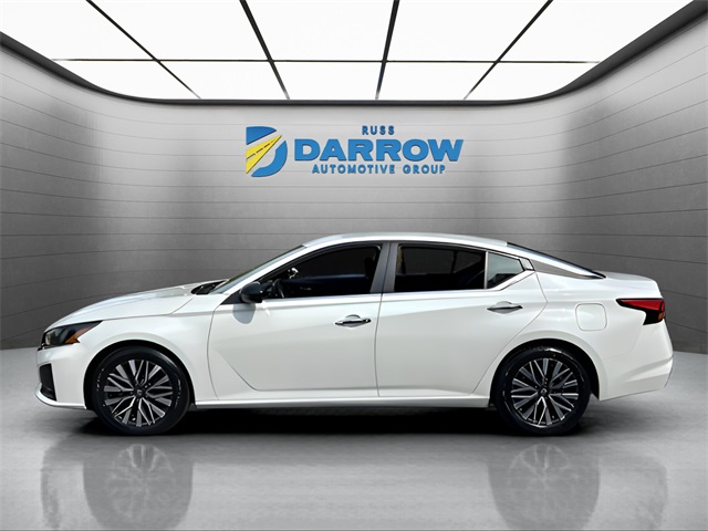 2024 Nissan Altima 2.5 SV photo 2