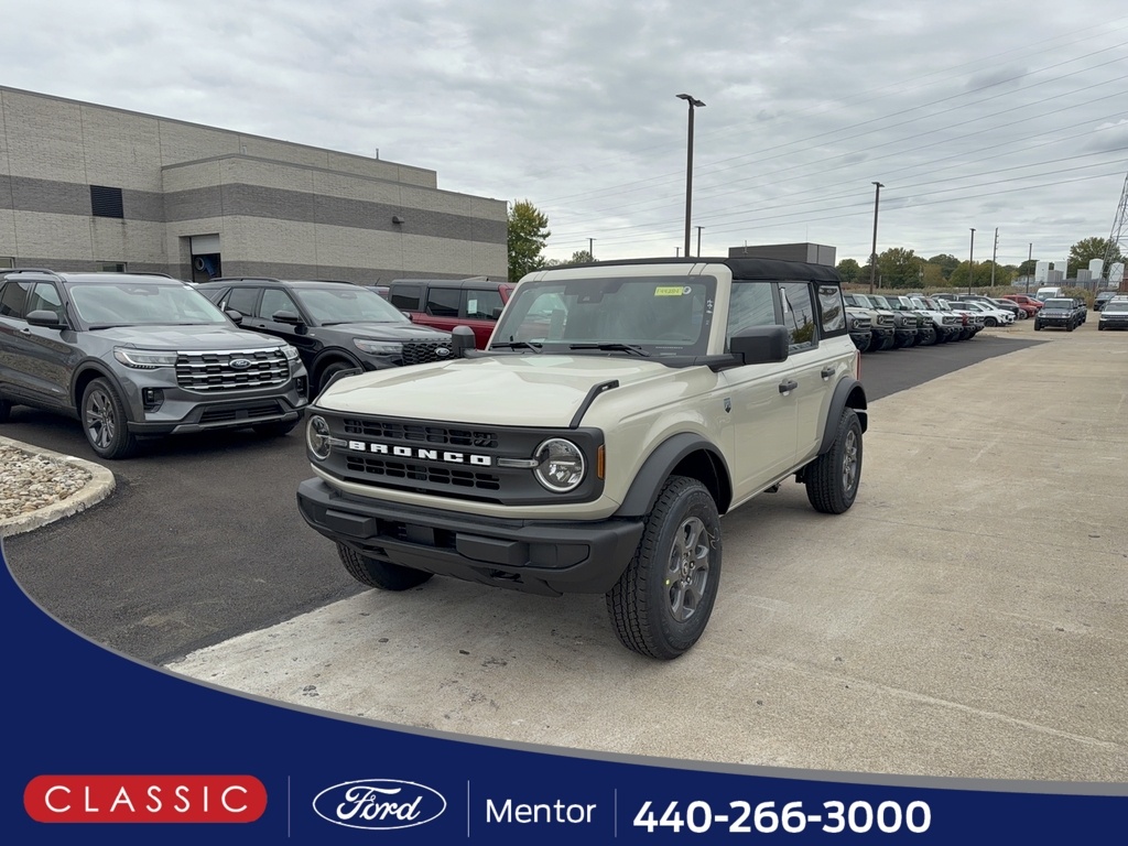 2025 Ford Bronco 4-Door Big Bend's photo