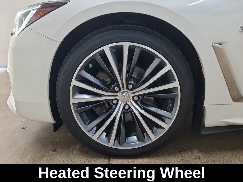 2018 Infiniti Q60 3.0t Luxe photo 12