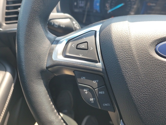 2024 Ford Edge Titanium photo 9
