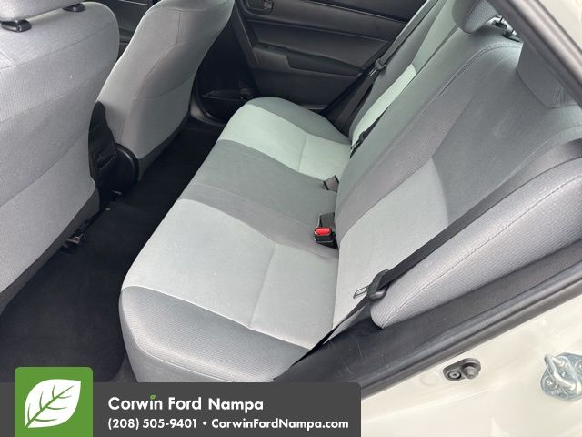 2018 Toyota Corolla L photo 30