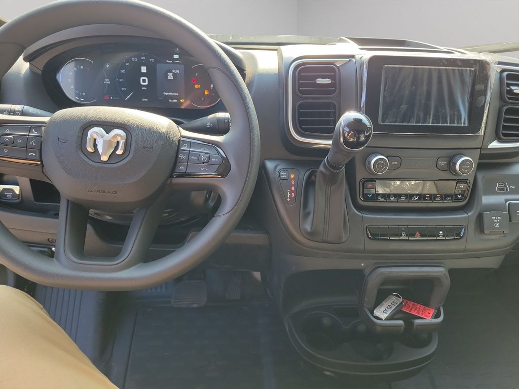 2025 Ram ProMaster 1500 SLT photo 4