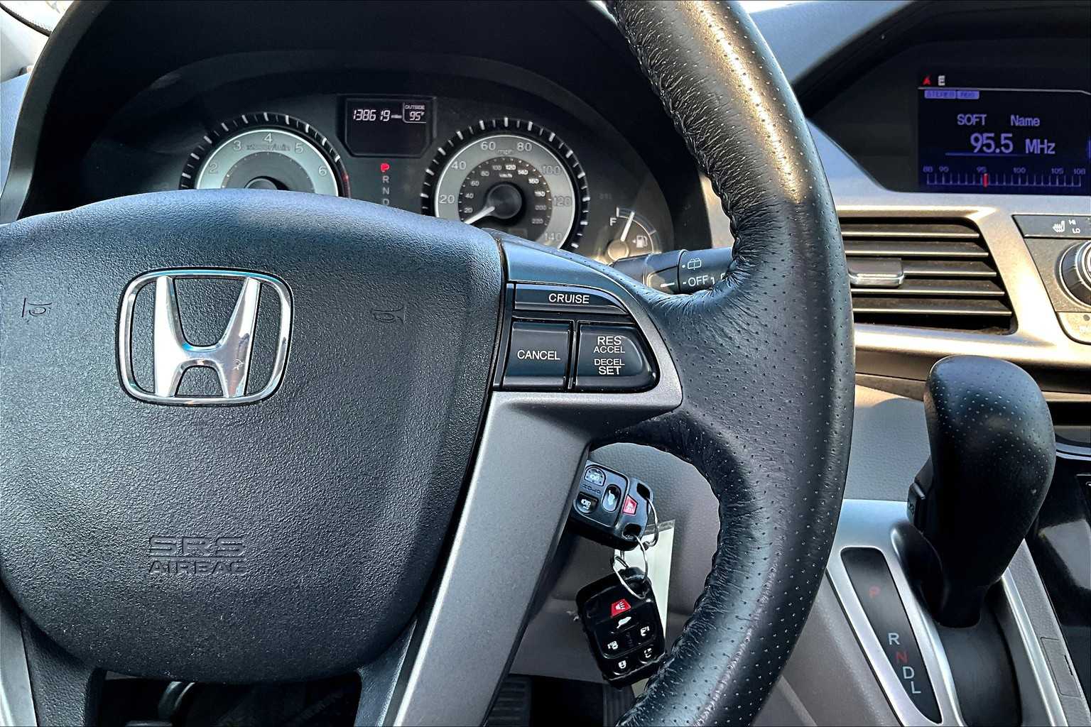 2012 Honda Odyssey EX-L photo 23