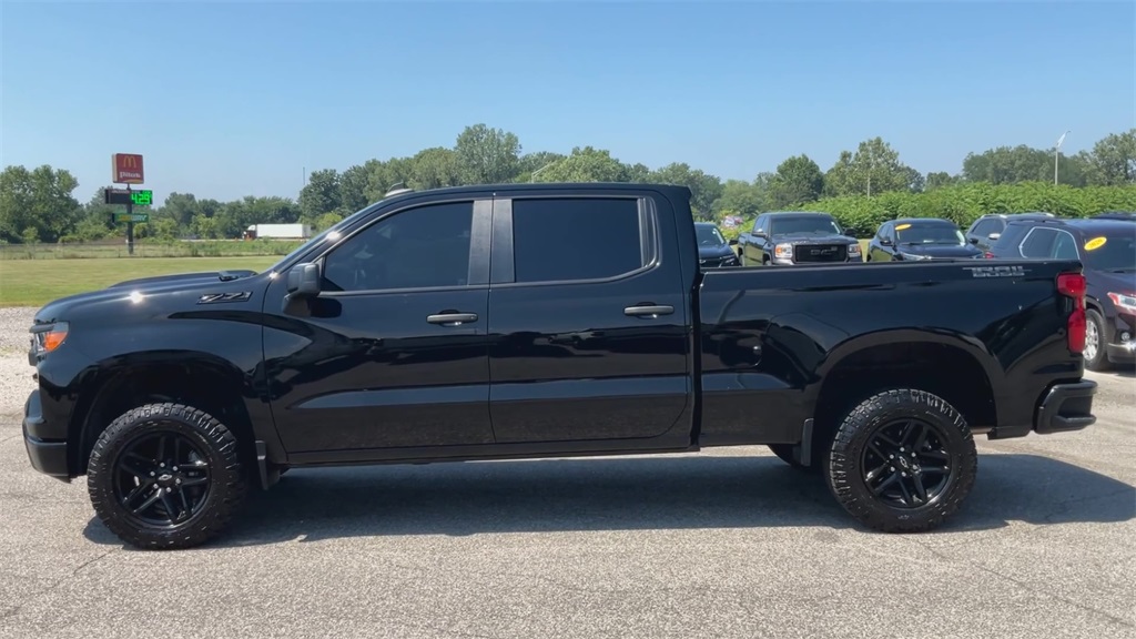 2022 Chevrolet Silverado 1500 Custom Trail Boss photo 5