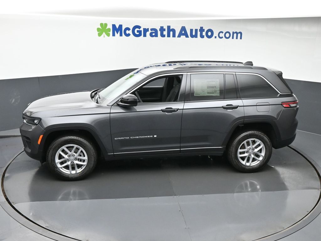 2025 Jeep Grand Cherokee Laredo X photo 19