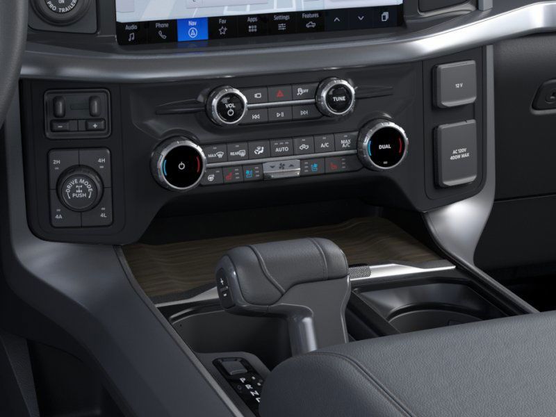 2025 Ford F-150 Lariat photo 13