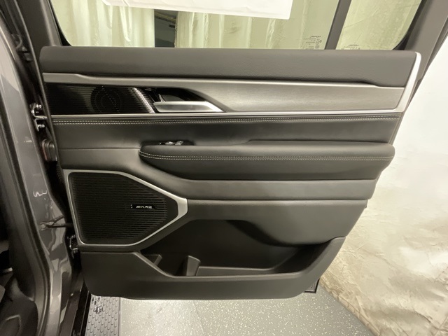 2025 Jeep Wagoneer Series II Overland photo 21