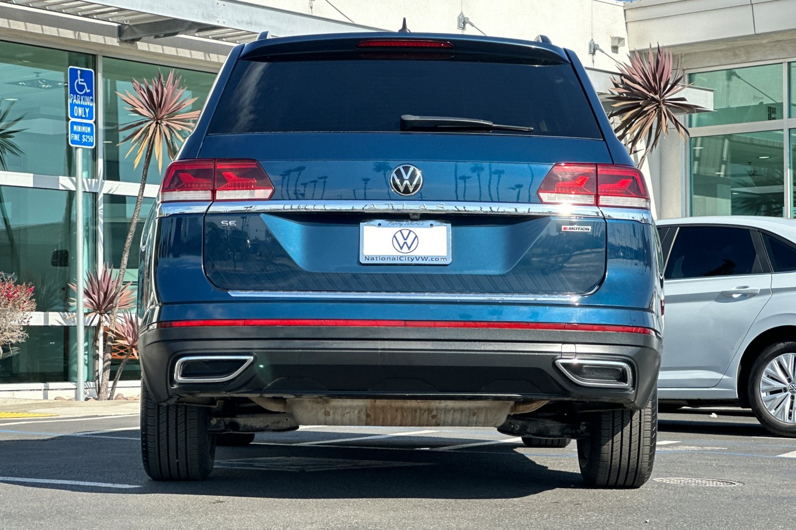 2022 Volkswagen Atlas SE photo 5