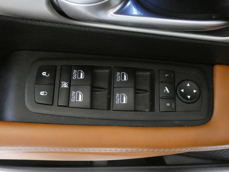 2024 Chrysler Pacifica Pinnacle photo 22