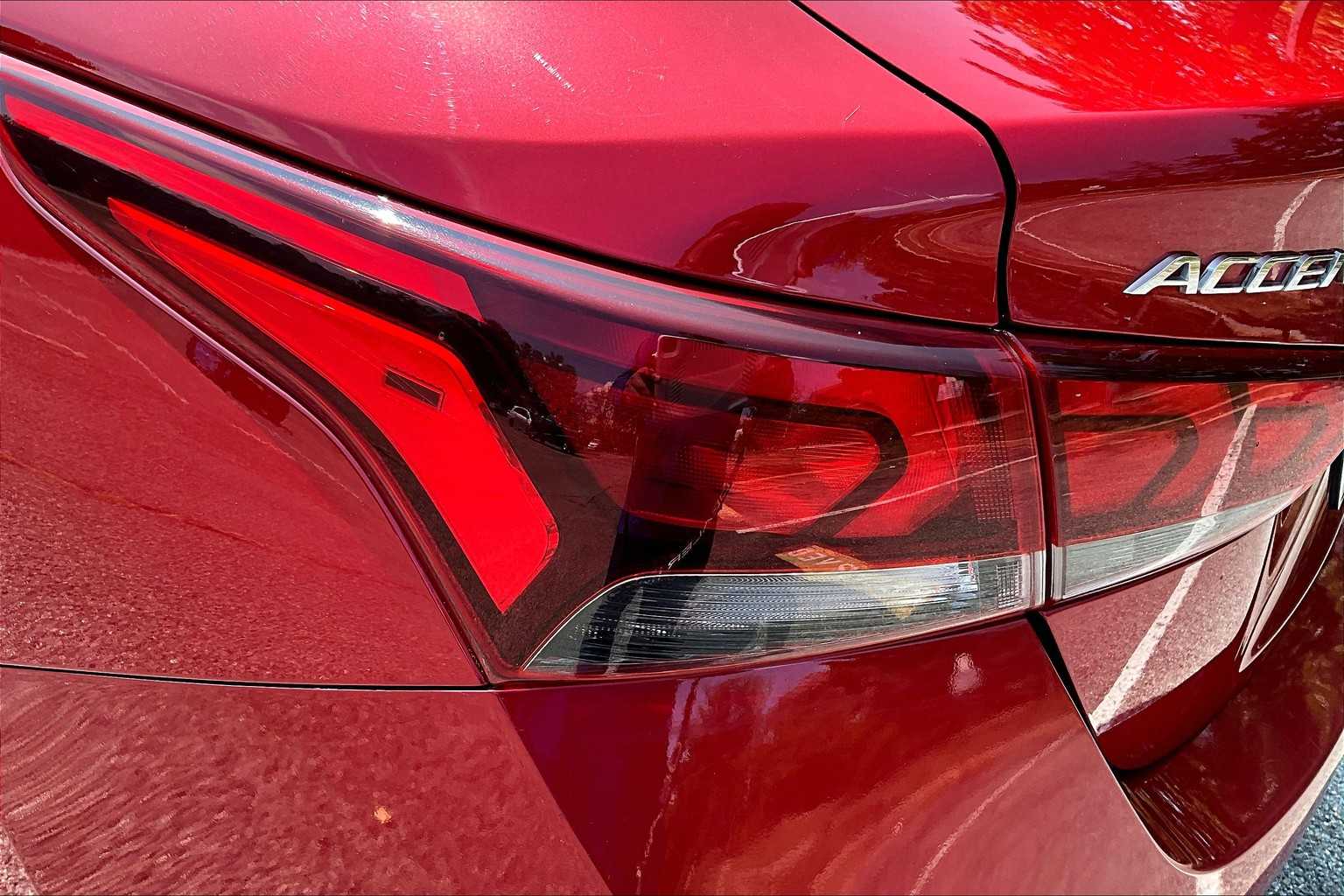 2020 Hyundai Accent SE photo 26