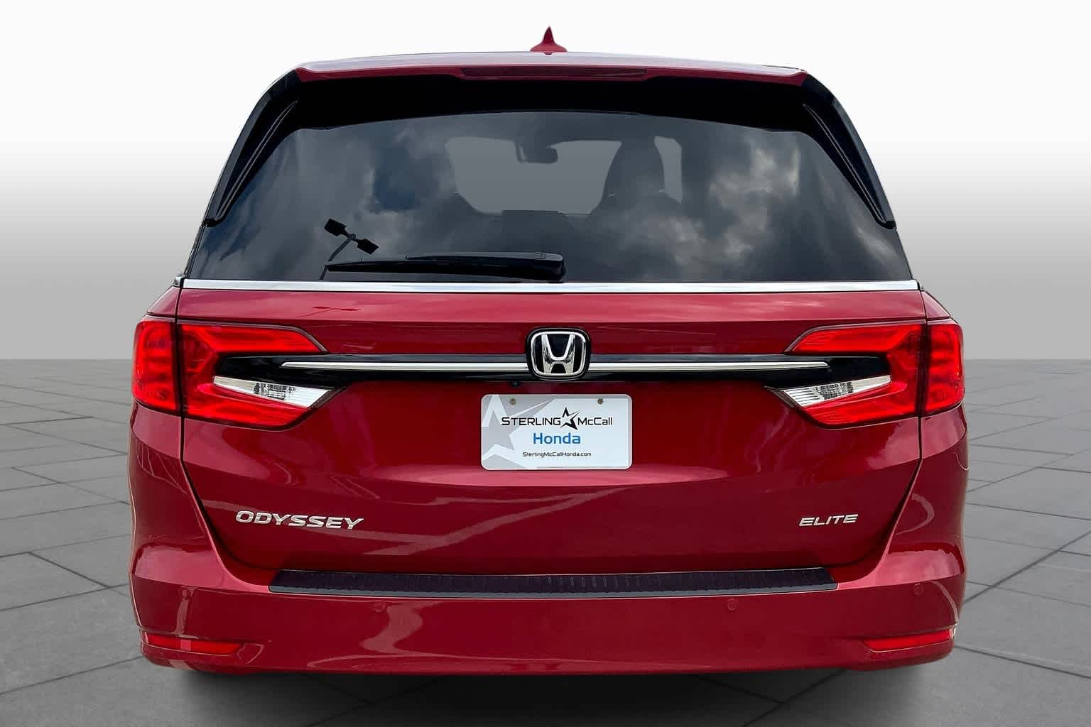 2022 Honda Odyssey Elite photo 4