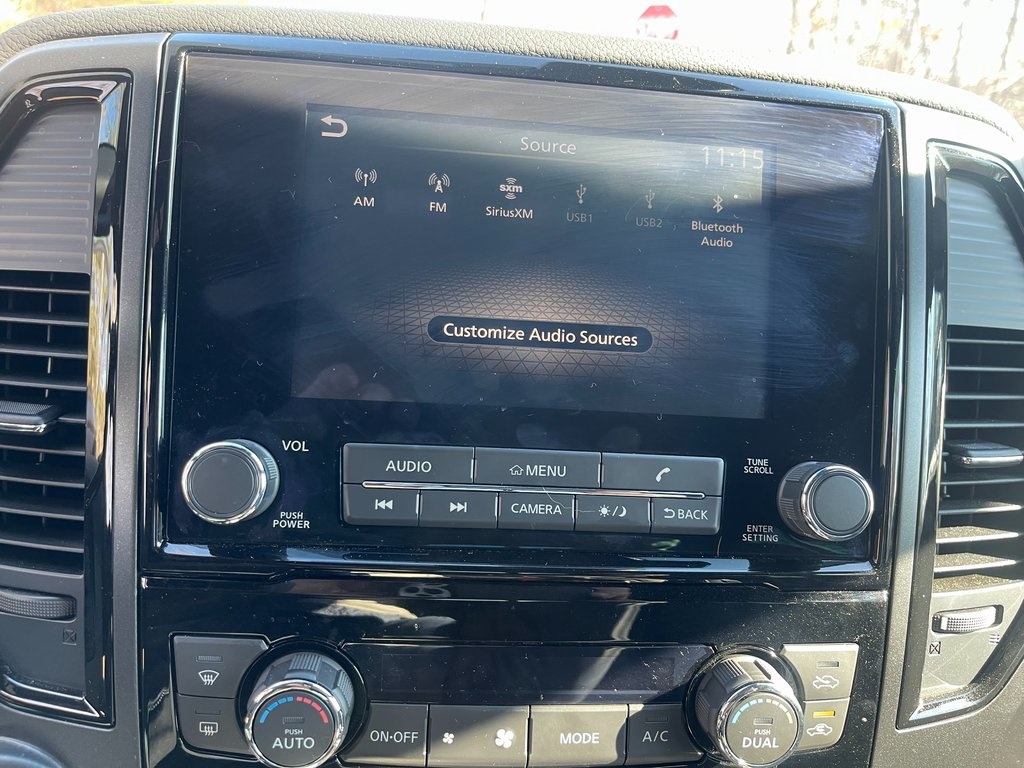 2024 Nissan Titan SV photo 11