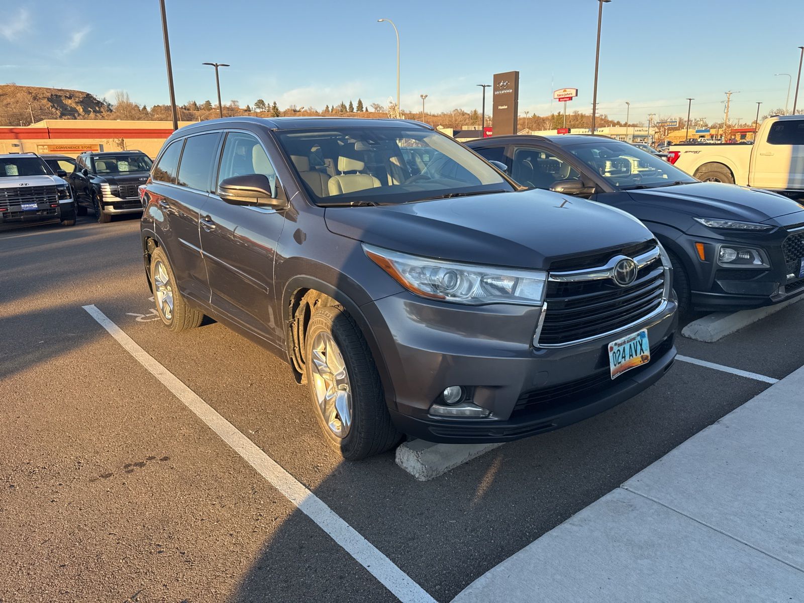 2014 Toyota Highlander Limited photo 2