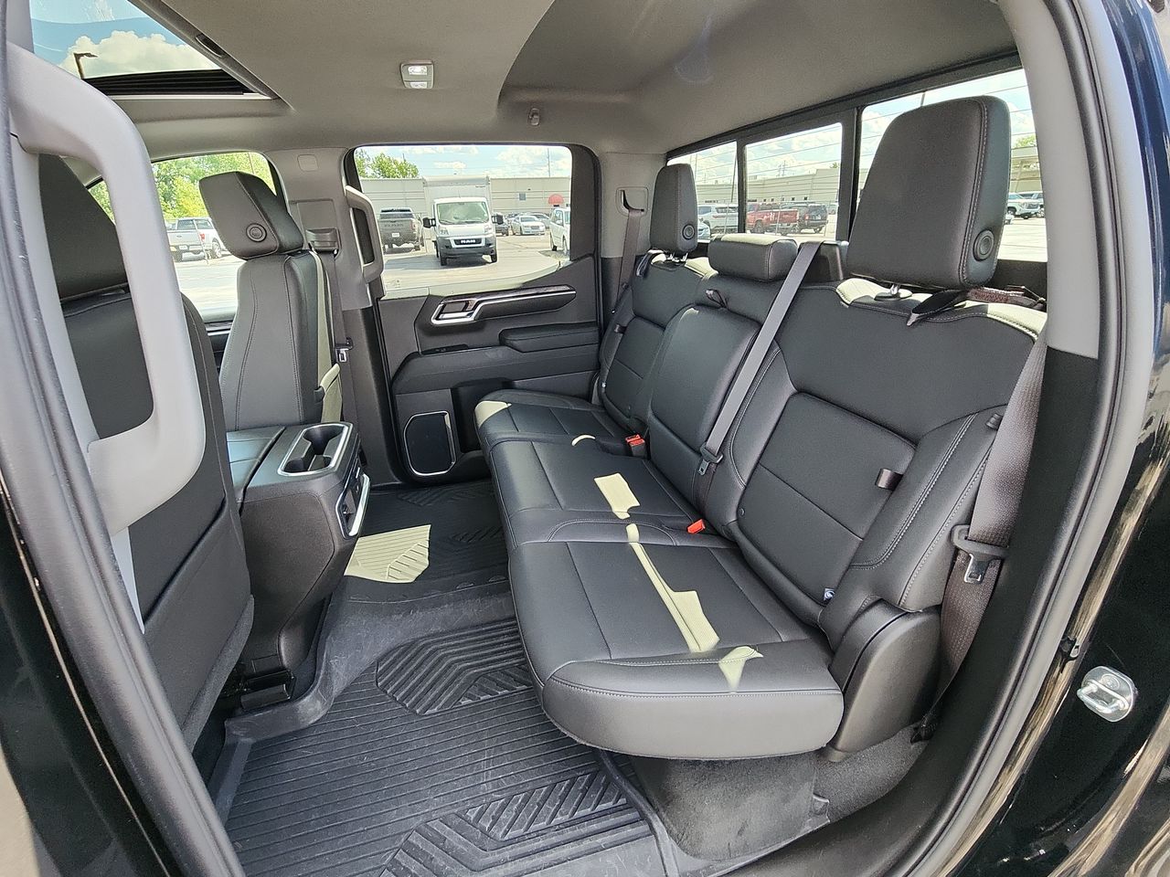 2023 Chevrolet Silverado 1500 LTZ photo 22