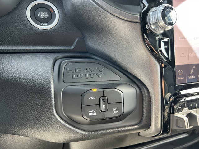 2026 Ram 2500 Tradesman photo 9