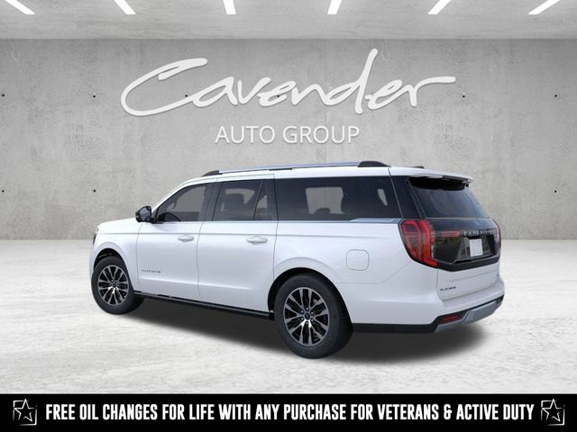 2025 Ford Expedition Platinum MAX photo 3