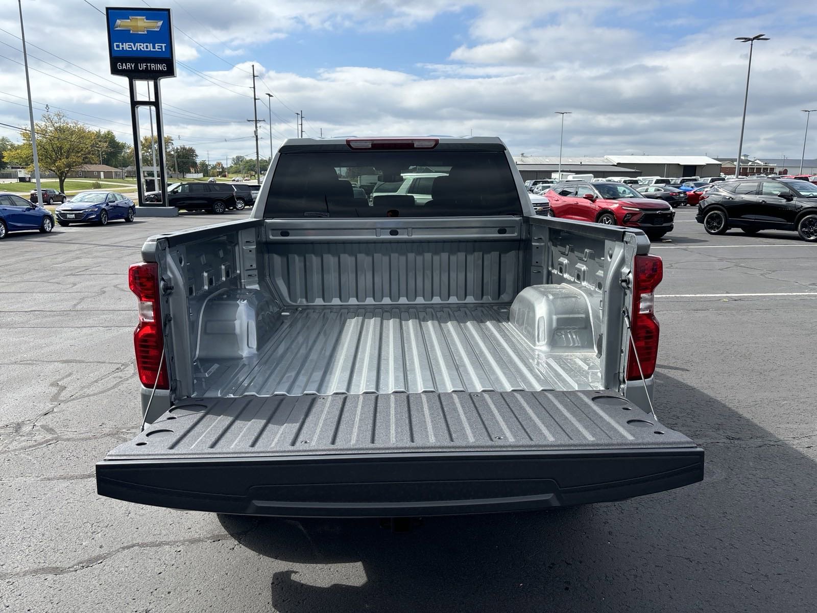 2025 Chevrolet Silverado 1500 Custom photo 5