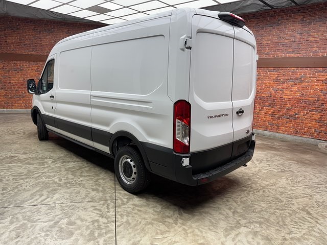 2025 Ford Transit Cargo Van photo 3