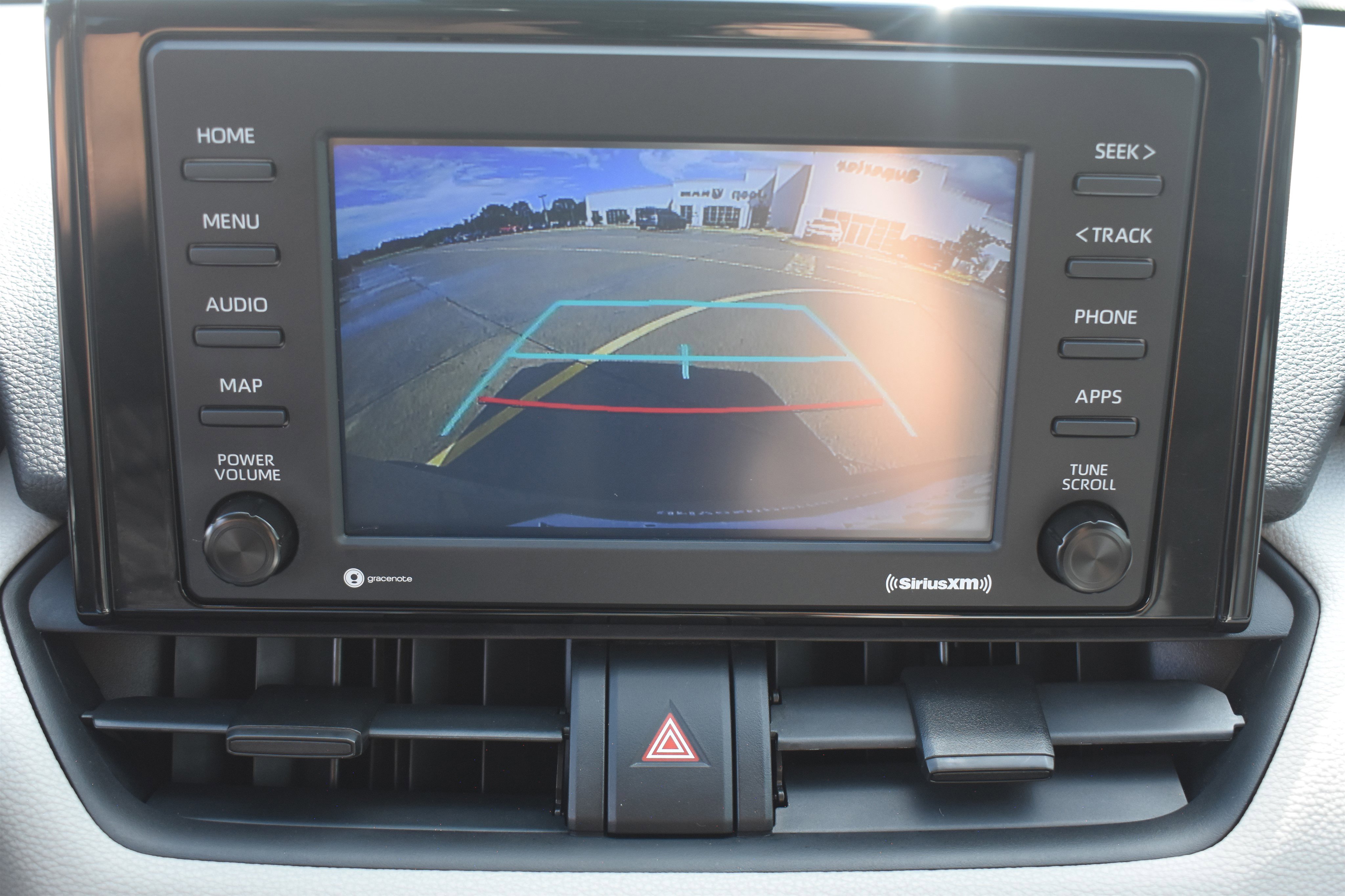 2021 Toyota RAV4 XLE photo 15