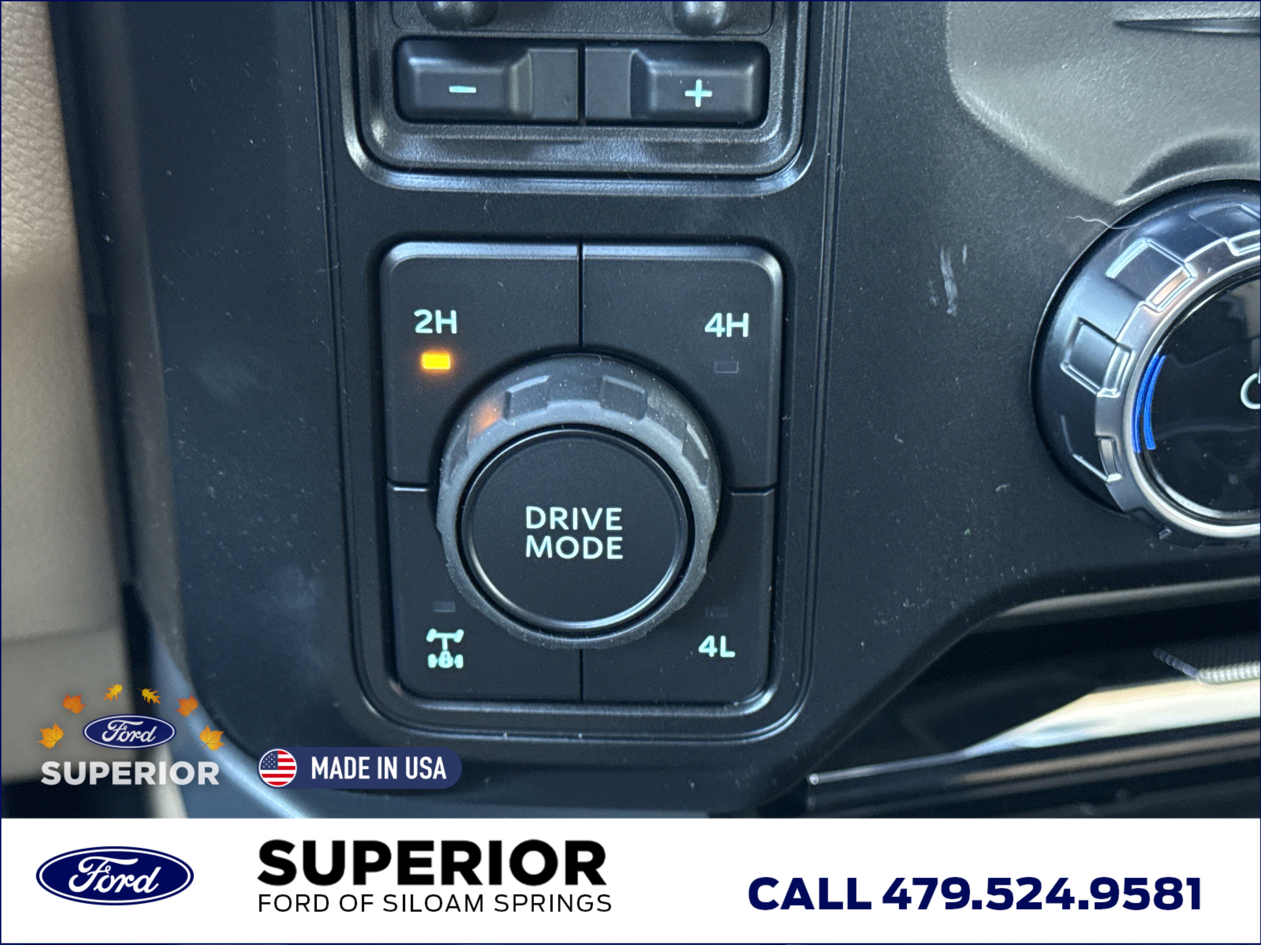 2026 Ford F-250 Lariat photo 3