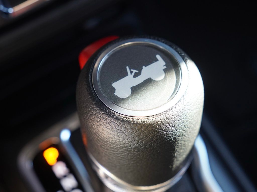 New 2026 Black Clear-Coat Exterior Paint Jeep Sport S image 18