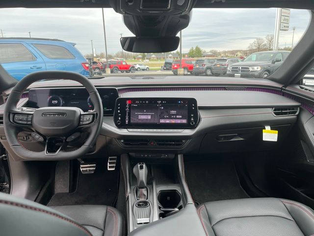 2025 Dodge Charger R/T photo 13