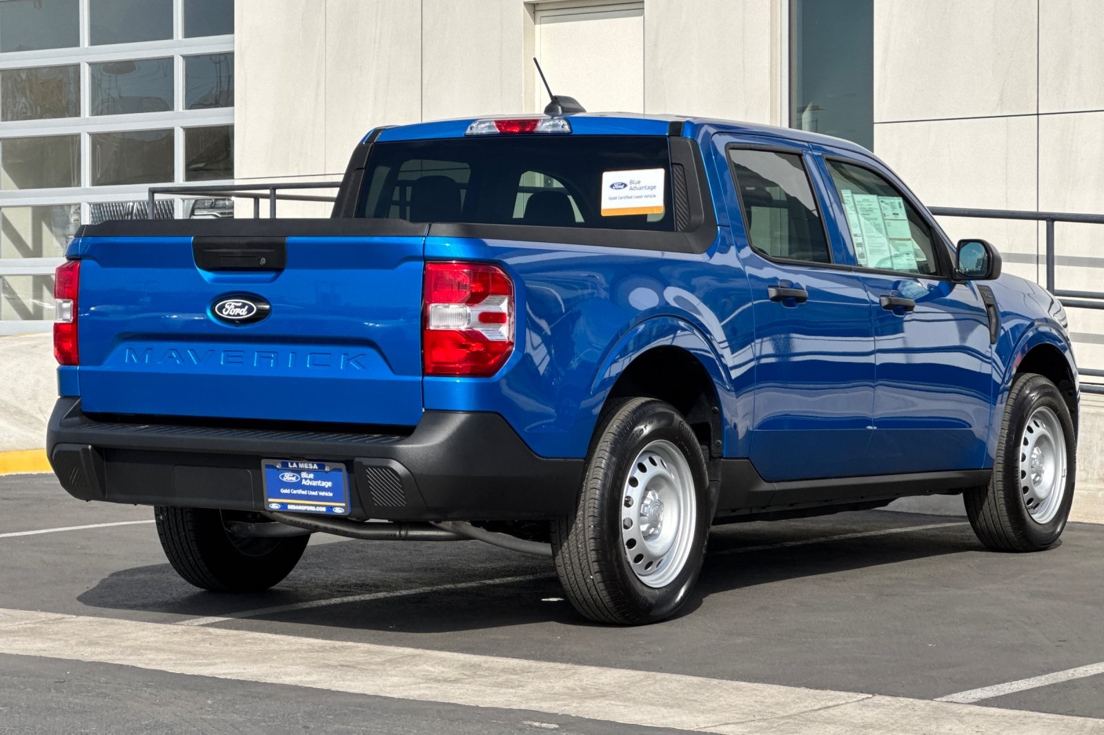 2025 Ford Maverick XL photo 3