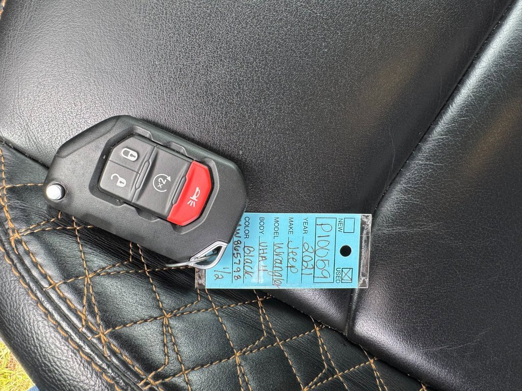 2021 Jeep Wrangler Unlimited Sahara High Altitude photo 28