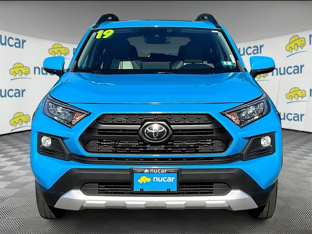 2019 Toyota RAV4 Adventure photo 2