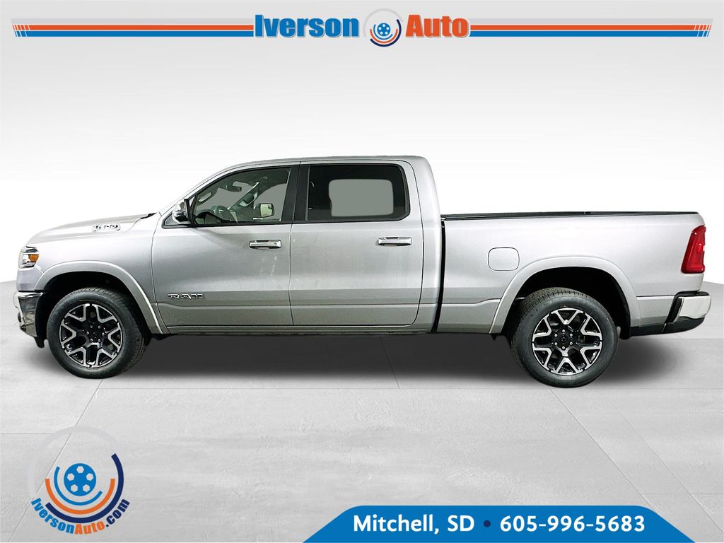 2025 Ram 1500 Laramie photo 3