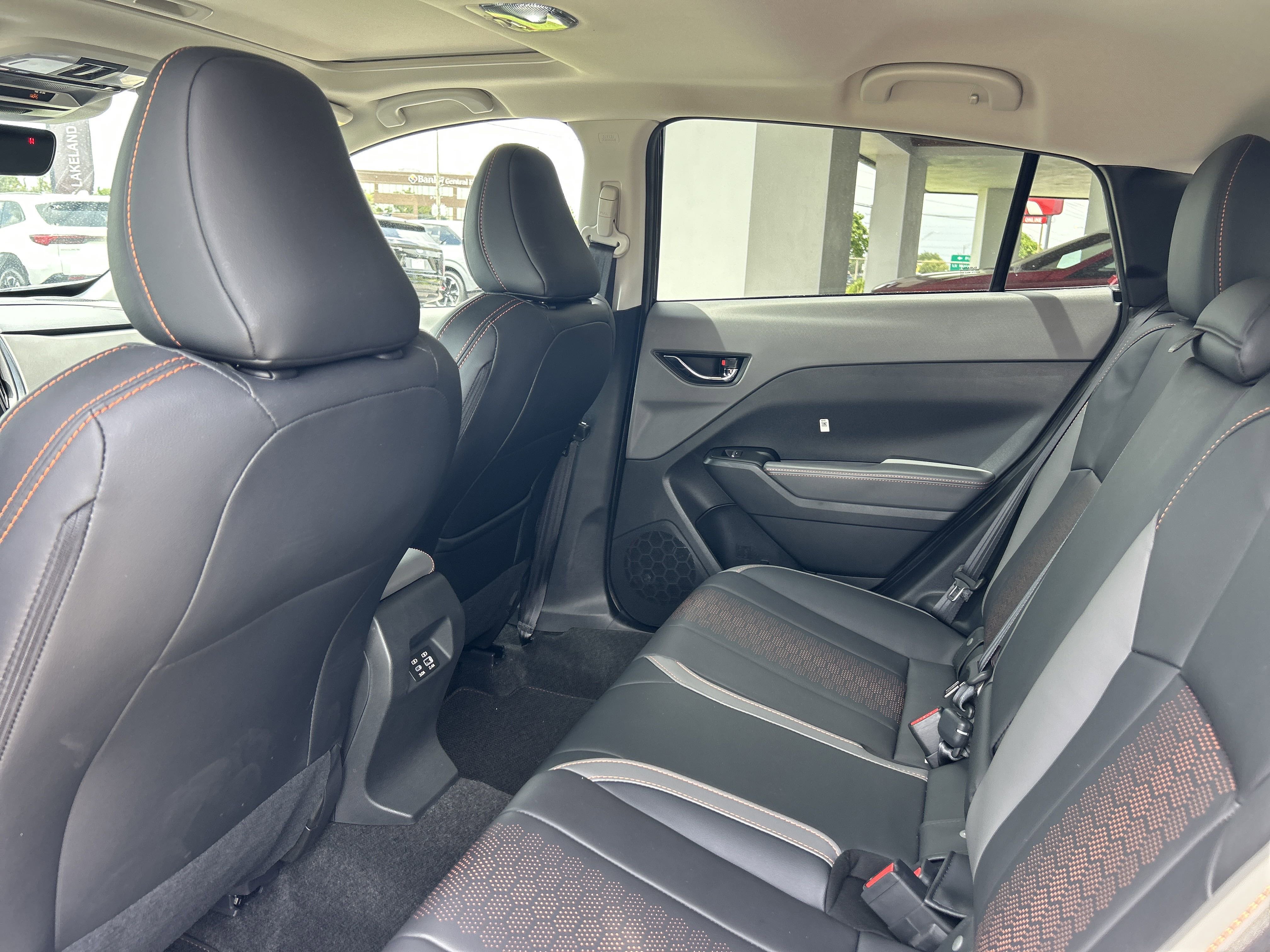 2025 Subaru Crosstrek Limited photo 4