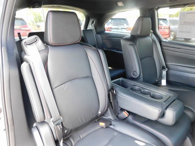 2026 Honda Odyssey photo 22