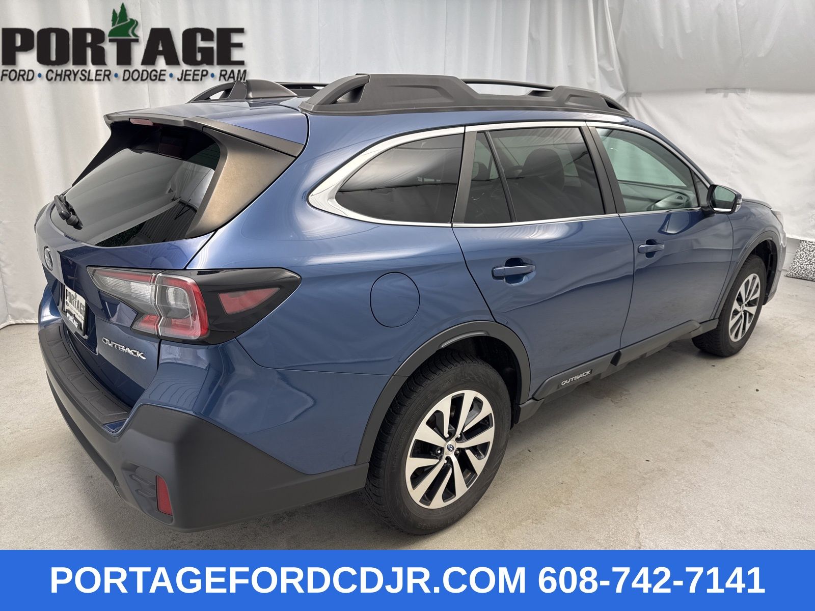 2021 Subaru Outback Premium photo 2