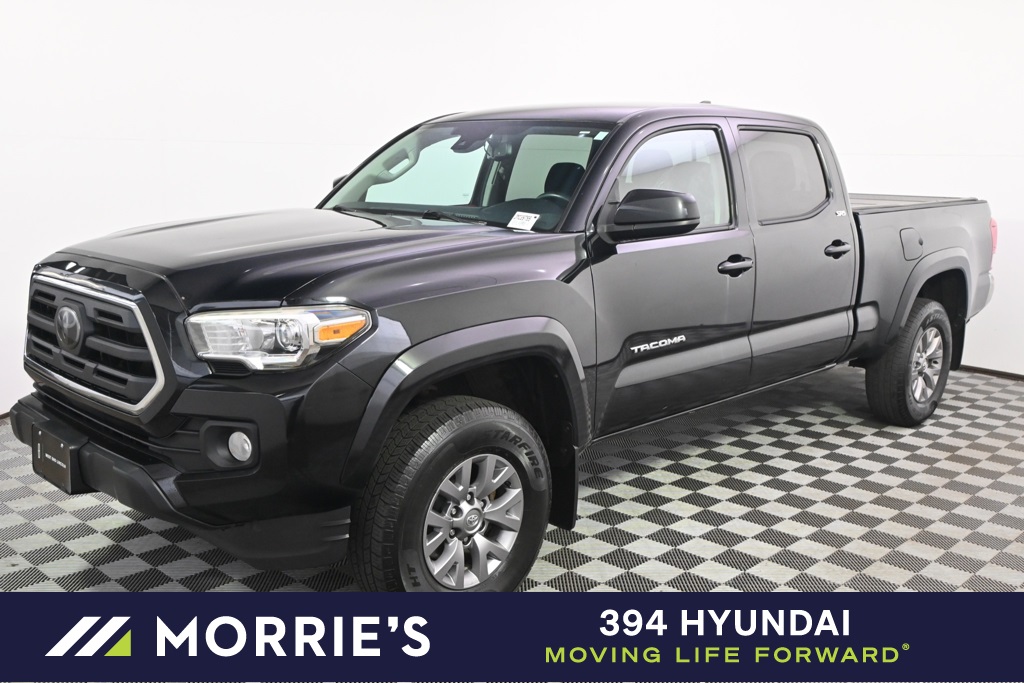 Used 2018 Toyota Tacoma SR5 with VIN 3TMDZ5BNXJM039755 for sale in St. Louis Park, Minnesota