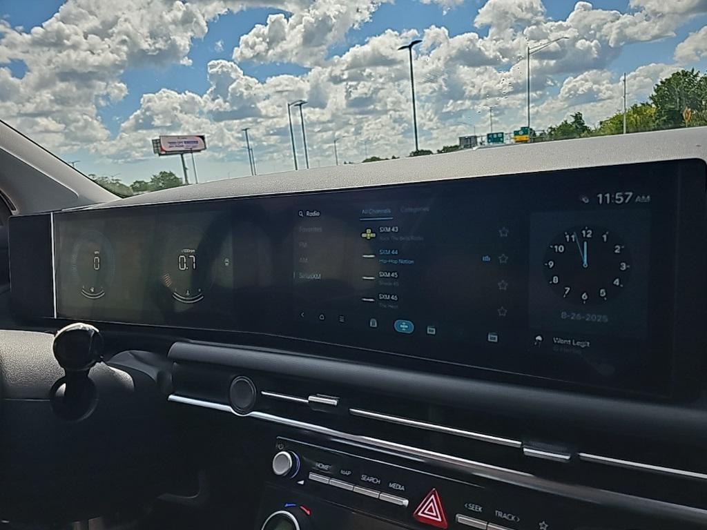 2026 Hyundai Tucson SEL photo 17