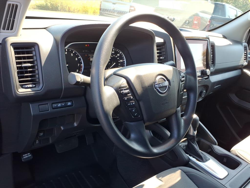 2024 Nissan Frontier S photo 18