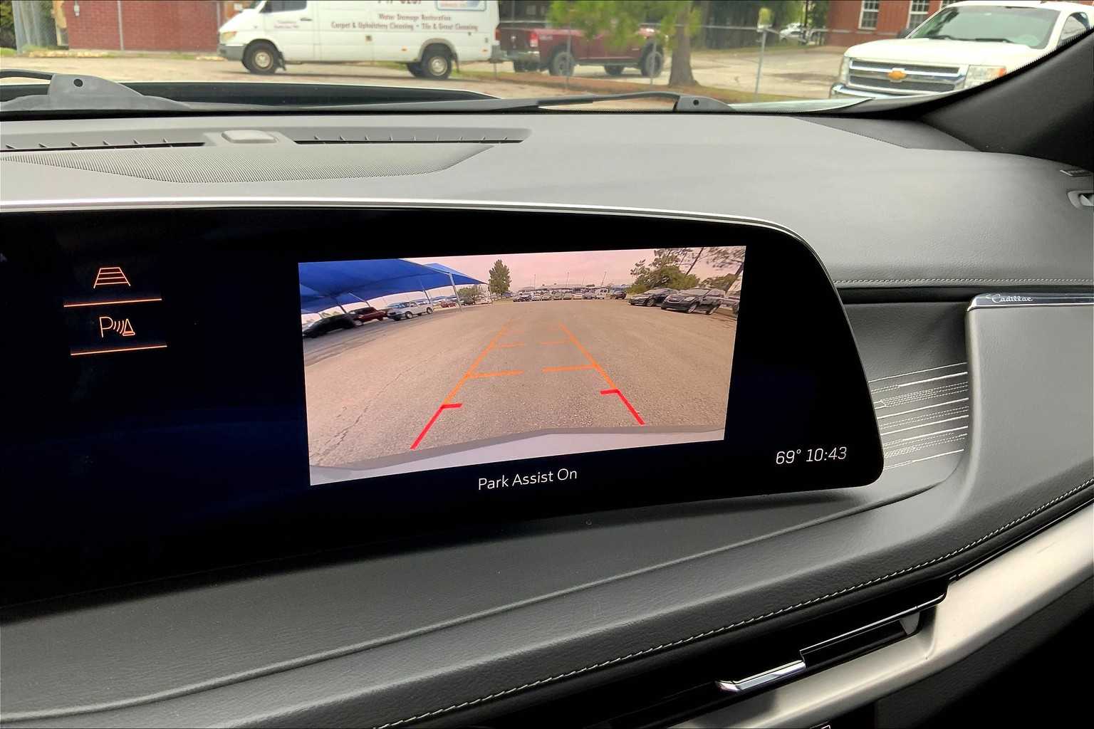 2024 Cadillac XT4 Premium Luxury photo 24