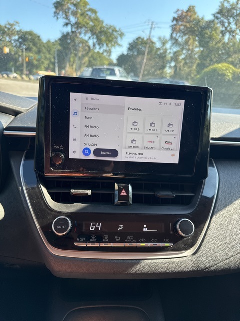 2023 Toyota Corolla LE photo 10