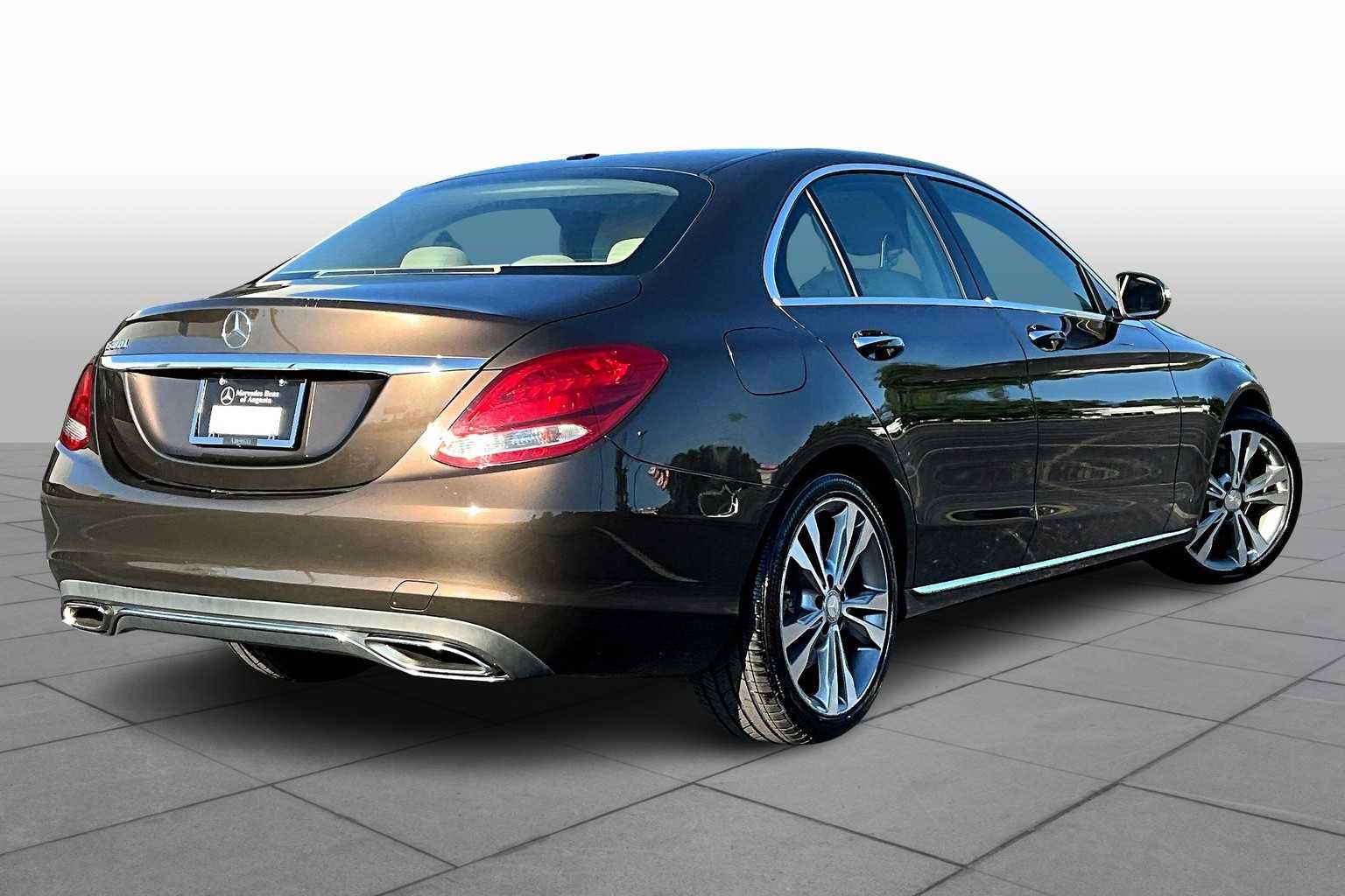 2015 Mercedes Benz C 300 Sedan photo 11