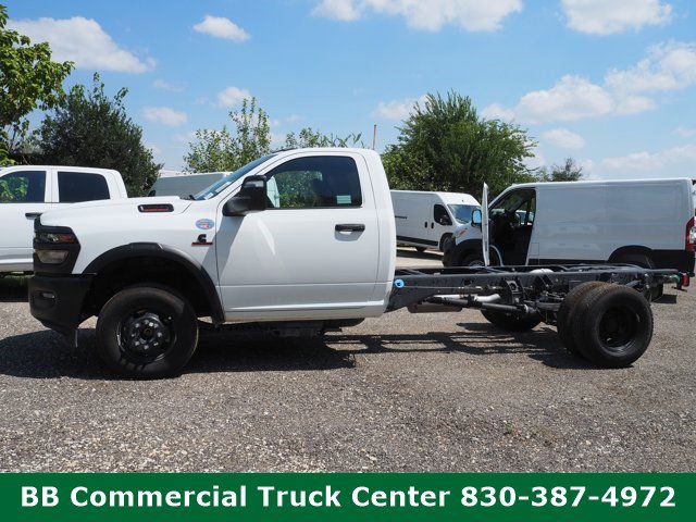 2026 RAM Ram 3500 Chassis Cab Tradesman's photo