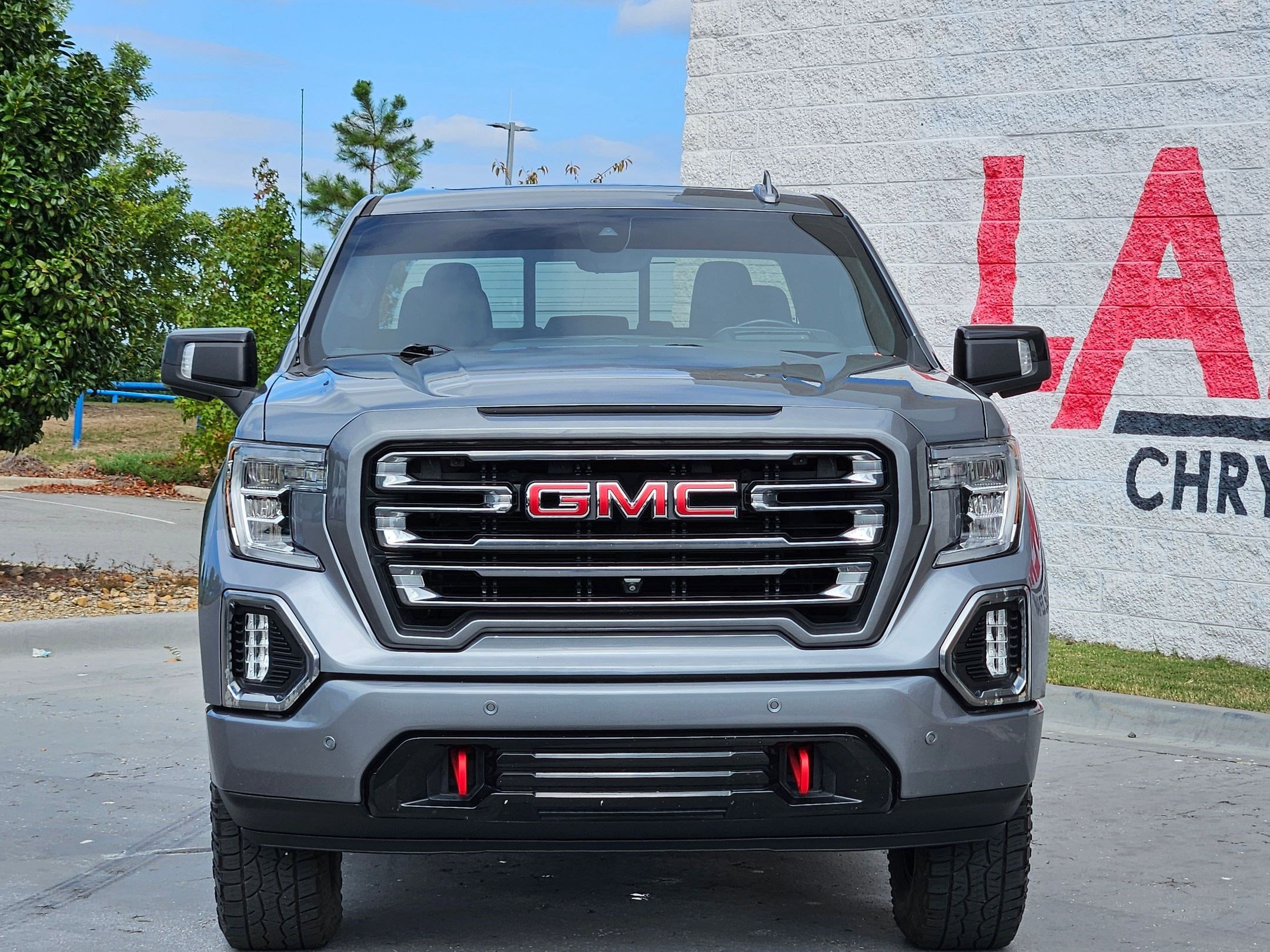 Used 2020 GMC Sierra 1500 AT4 with VIN 3GTP9EEL4LG225316 for sale in Little Rock
