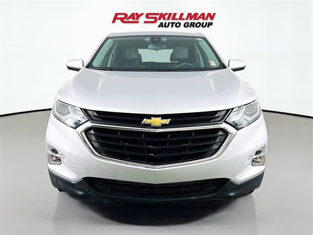 2021 Chevrolet Equinox LT photo 2