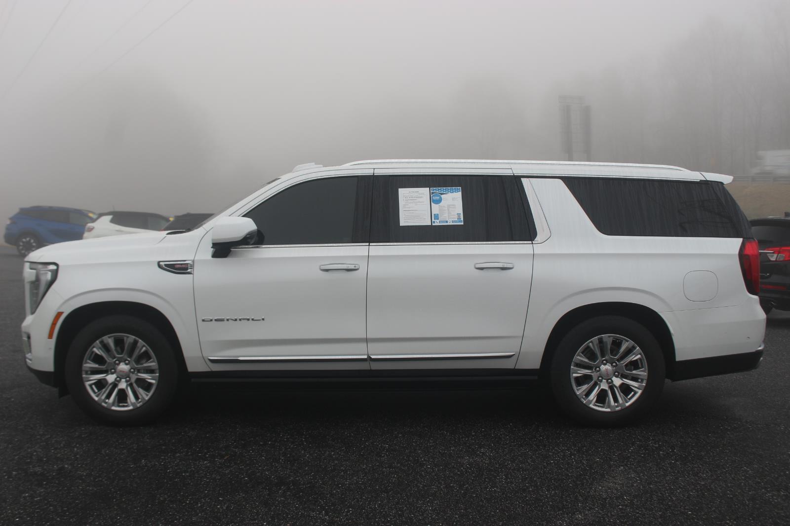 2025 Gmc Yukon XL Denali photo 4