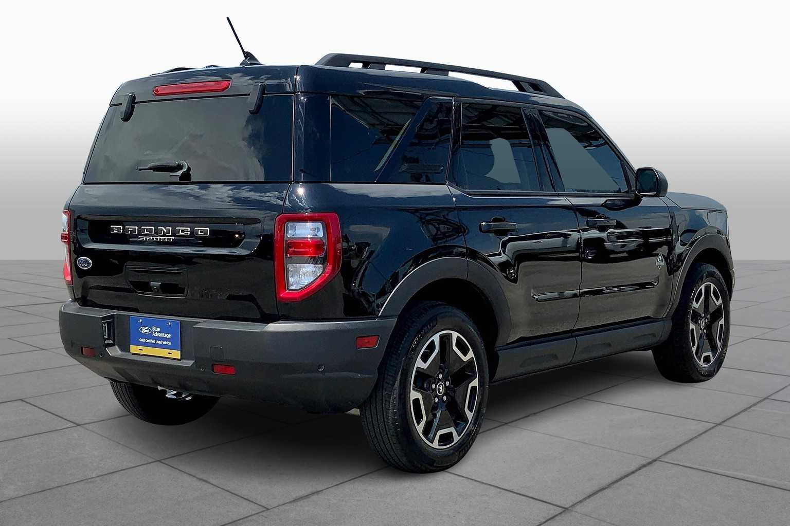 2024 Ford Bronco Sport Outer Banks photo 11