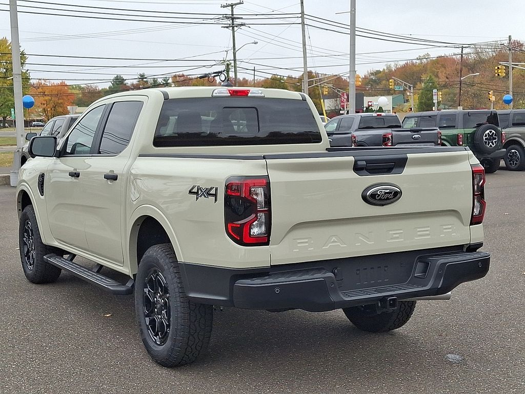 2025 Ford Ranger XLT photo 2