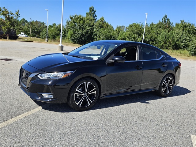 2021 Nissan Sentra SR photo 3