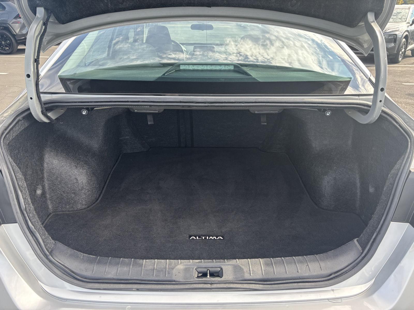 2023 Nissan Altima 2.5 SV photo 29