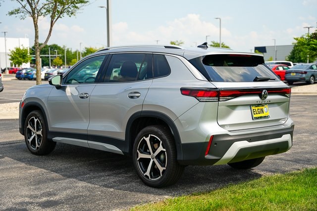 2025 Volkswagen Tiguan SE photo 25